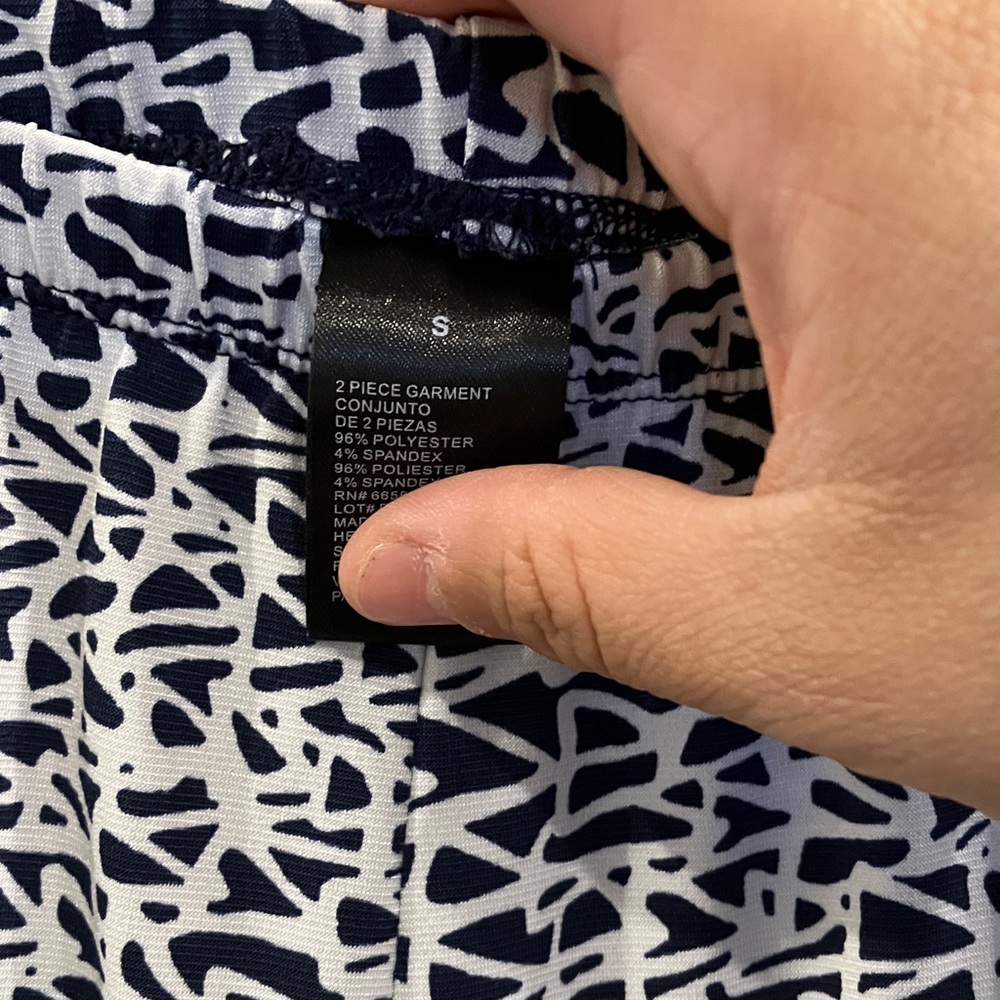 Chic Black and White A-Line Skirt - Picture 5 of 7